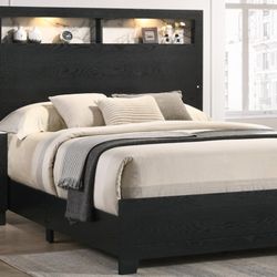 Cadence Queen Bed With 1 Nightstand Included 