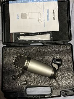 Lightly used Samson C01 studio condenser microphone