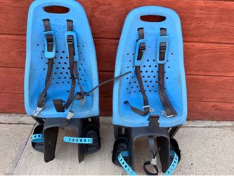 Pair of Thule Yepp Maxi Rear Child Bike Seats - Blue