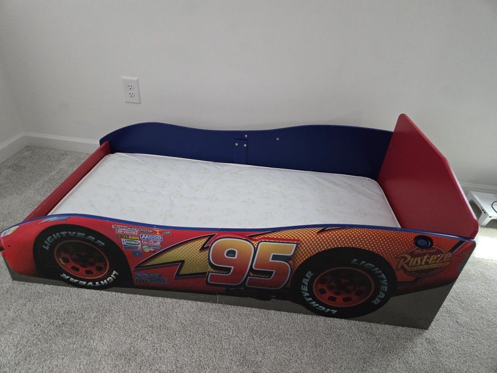 Toddler Bed With Mattress