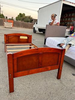 Twin size bed frame