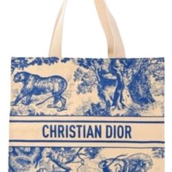 Dior Blue Raffia tote 