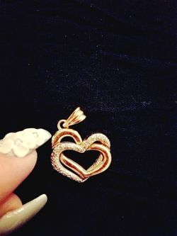 Goldfill pendant hearts