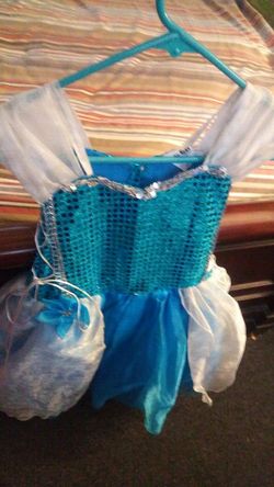 Elsa dress size 6