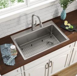 Drop-in or undermount 33-in x 22-in Stainless steel Single bowl 18 -Gauge Kitchen Sink