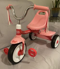 Girls Radio Flyer Tricycle 