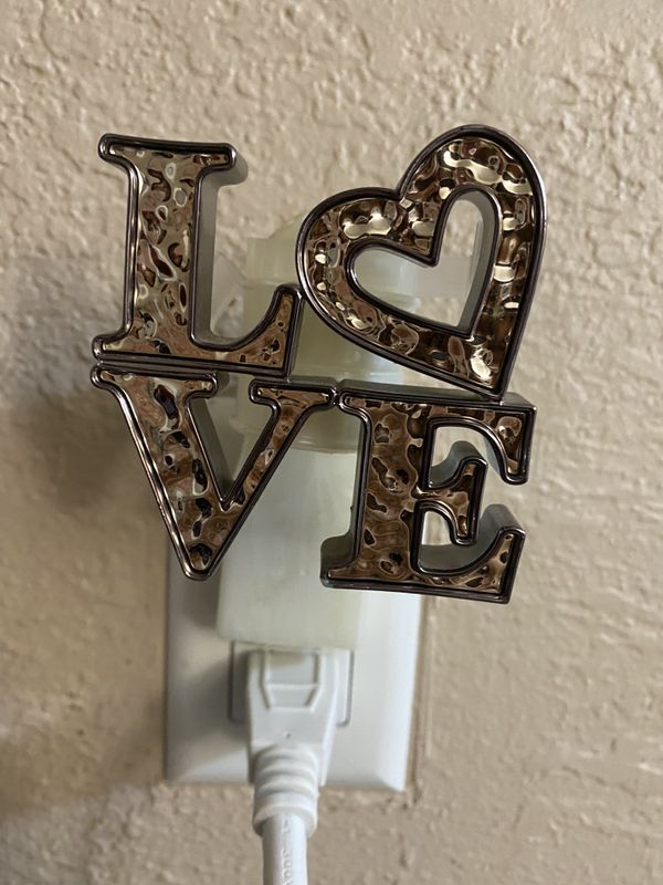 Love bath and body works air freshener plug for Sale in Santa Ana, CA