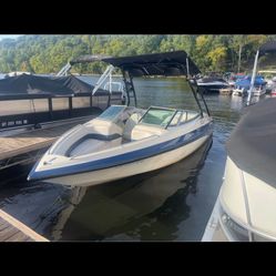 2001 Crownline 202