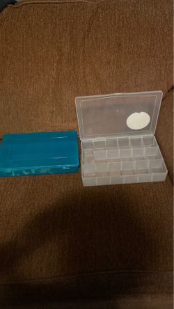 CRAFT/JEWELRY BOXES (1 NEW 1 SLIGHTLY USED)
