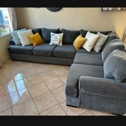 Beautiful Grey Sectional Couch From Jerome's LIKE NEW 