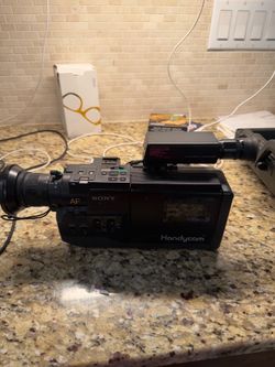 Vintage 1980 movie recorder Sony handycam 8