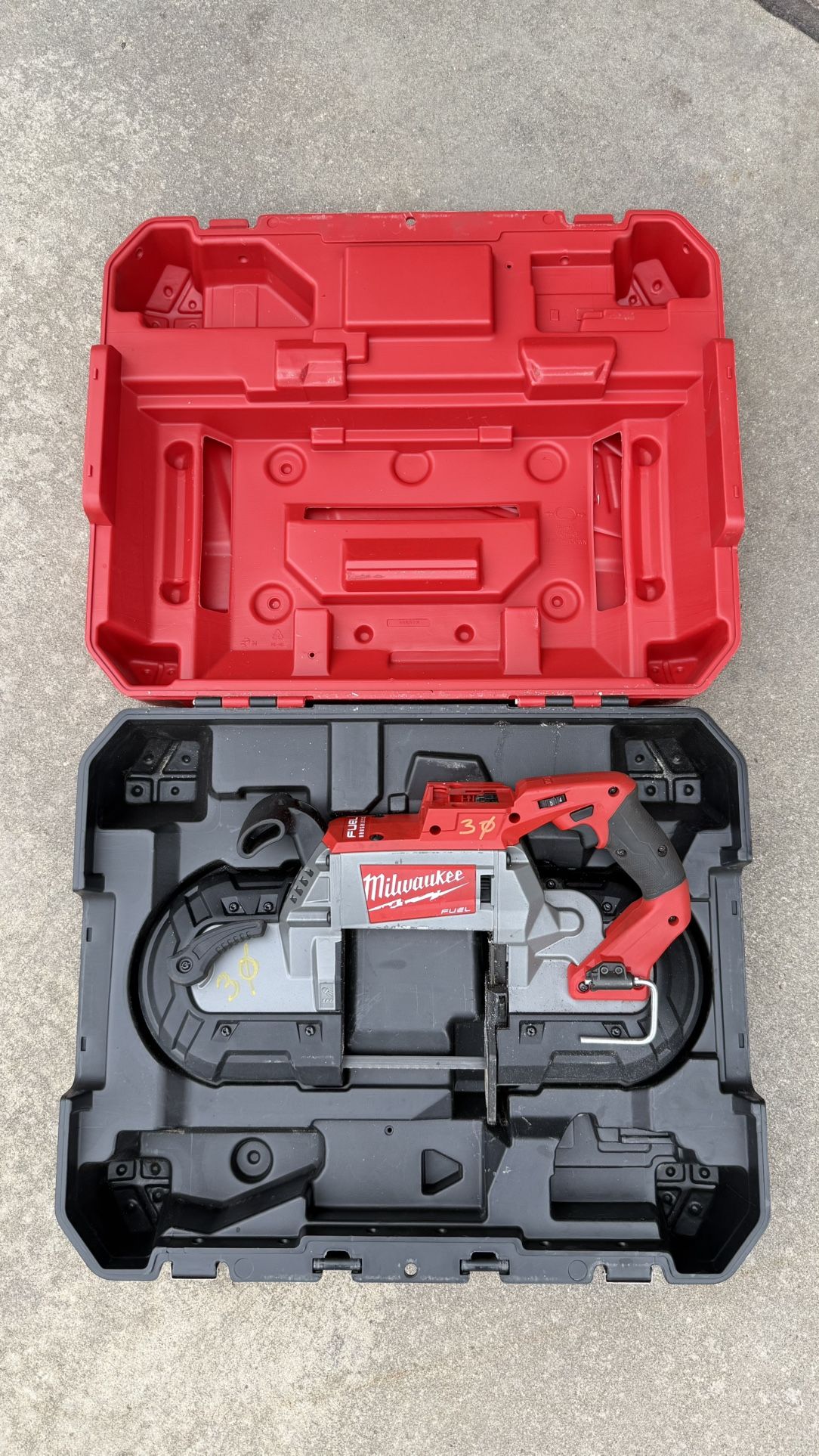 Milwaukee FUEL M18 Cordless Brushless Deep Cut Saw