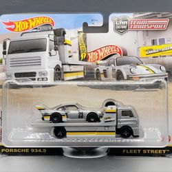  Hot Wheels Legends Tour 2023 Team Transport Porsche 934.5 & Fleet Street