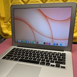 MacBook Air 13” 