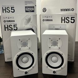 2 Yamaha HS5 White Studio Monitors