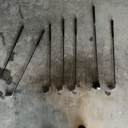 7 Golf Clubs