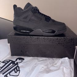 Jordan 4 Black Cats Size 8Men 