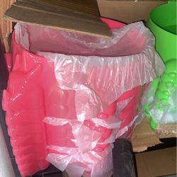 Pink And Green Dinosaur Dog Trays 