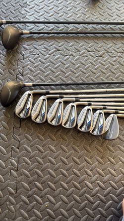 TaylorMade SpeedBlade 5-AW Iron Set + 3hybrid Stiff flex