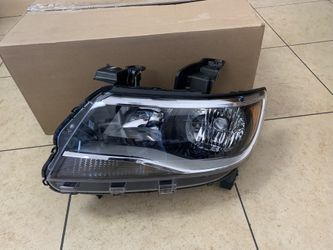 2015/2022 Chevy Colorado Driver Side Headlight 