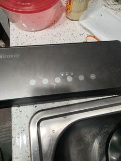 Vacuum foo sealer