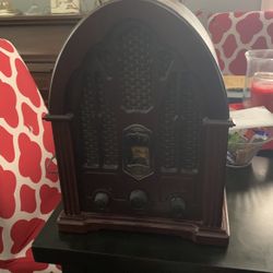 Vintage Wood Radio Box
