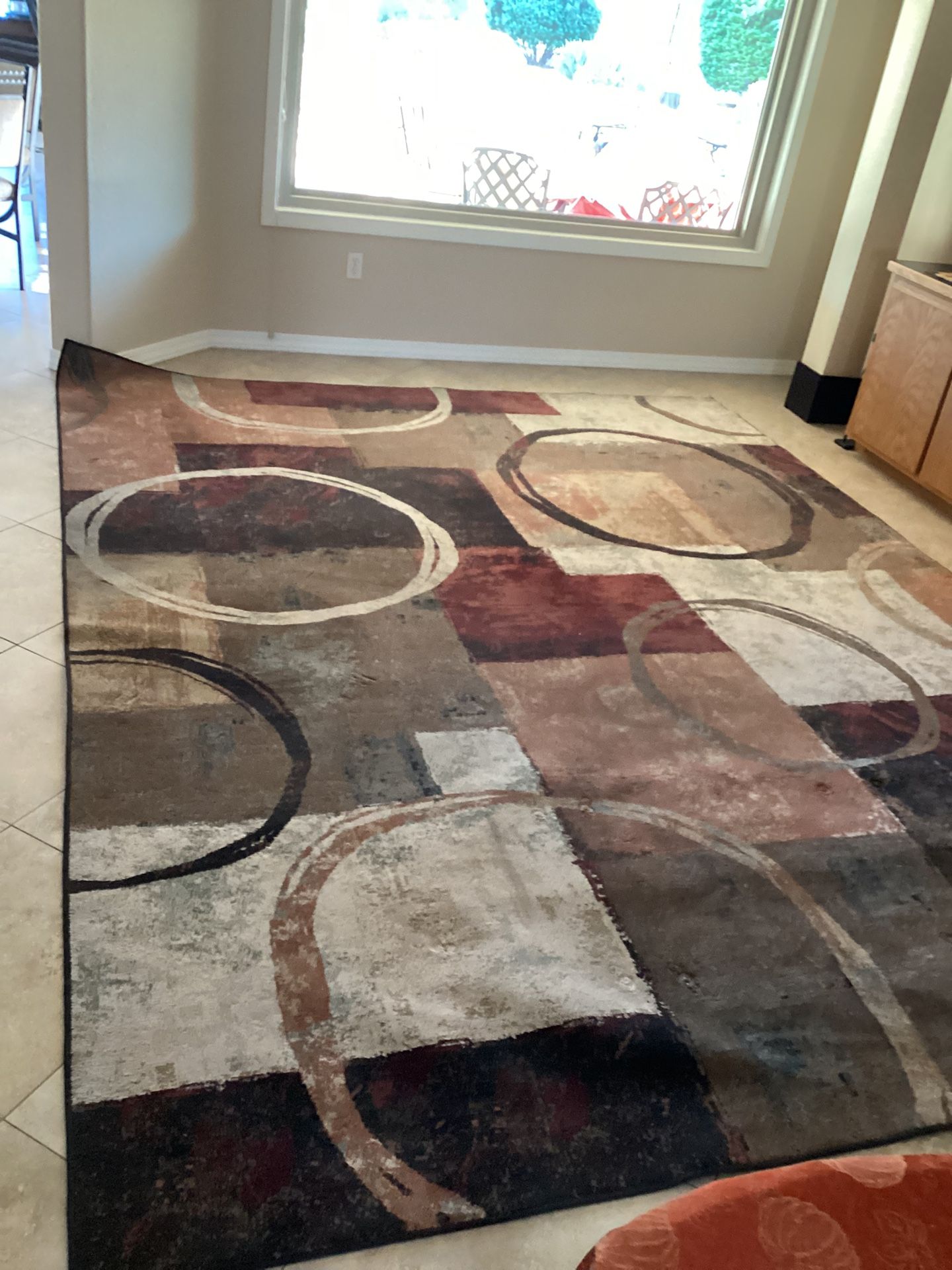 Oriental Weavers Area Rug.  10x13.  In Surprise, Sun City Grand