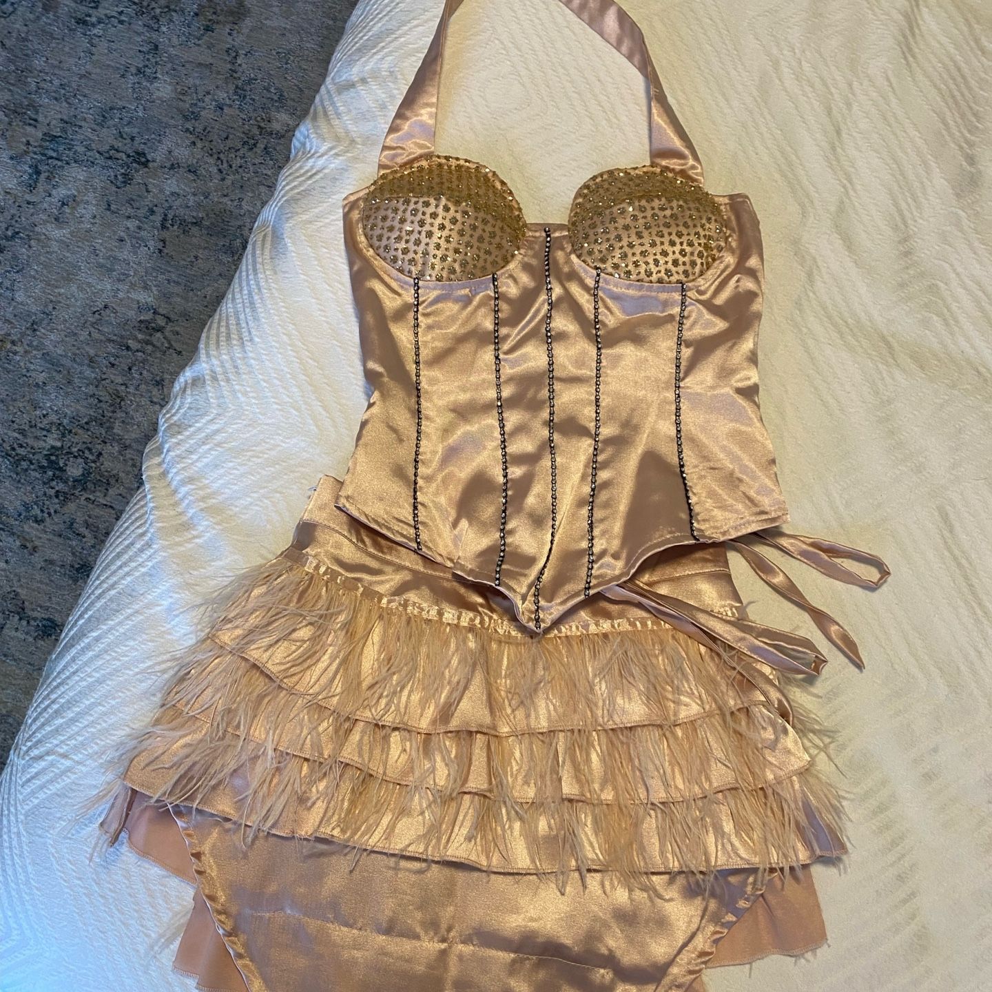 Moulin Rouge Burlesque Costume for Sale in Cave Creek, AZ - OfferUp