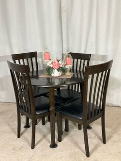SPACE SAVER Double-Drop Leaf Dining Table with 4 Chairs -ASHLEY FURNITURE
