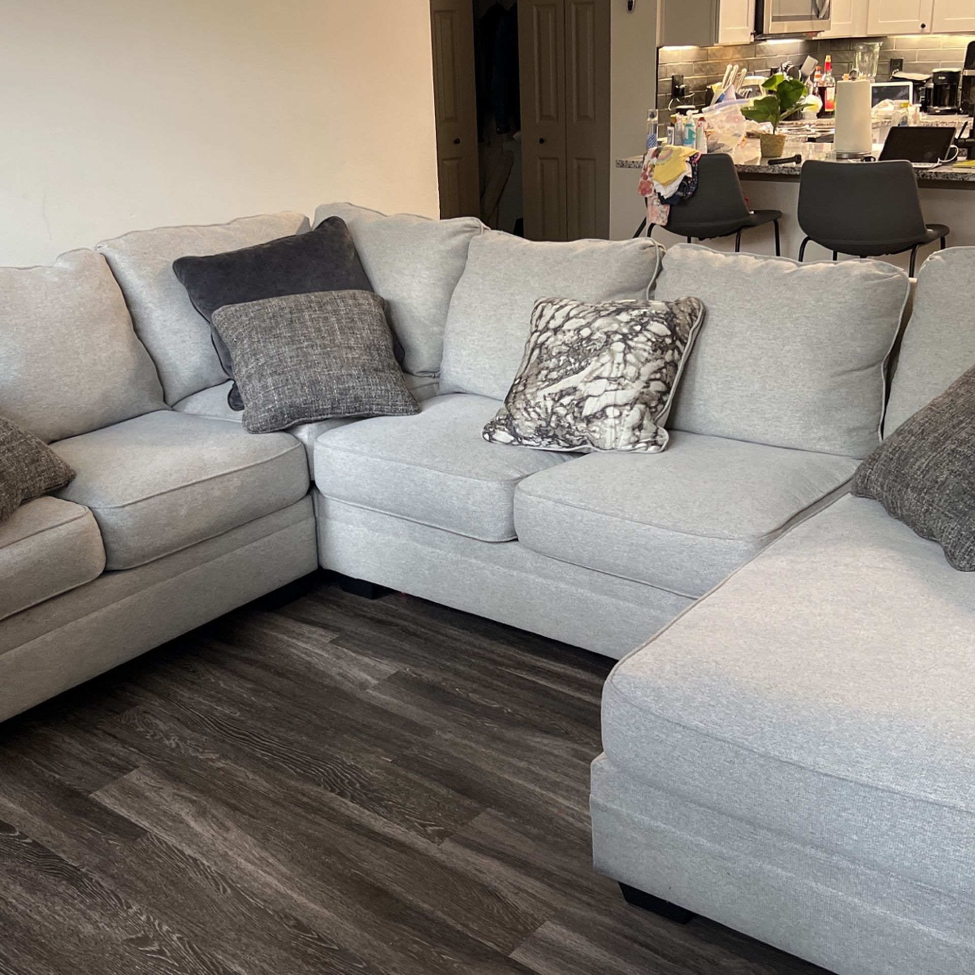 Must Sale Asap. Bargain Sectional for Sale in Cary, NC OfferUp