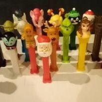 Lot of 20 Themed PEZ Dispensers (New Never Used)