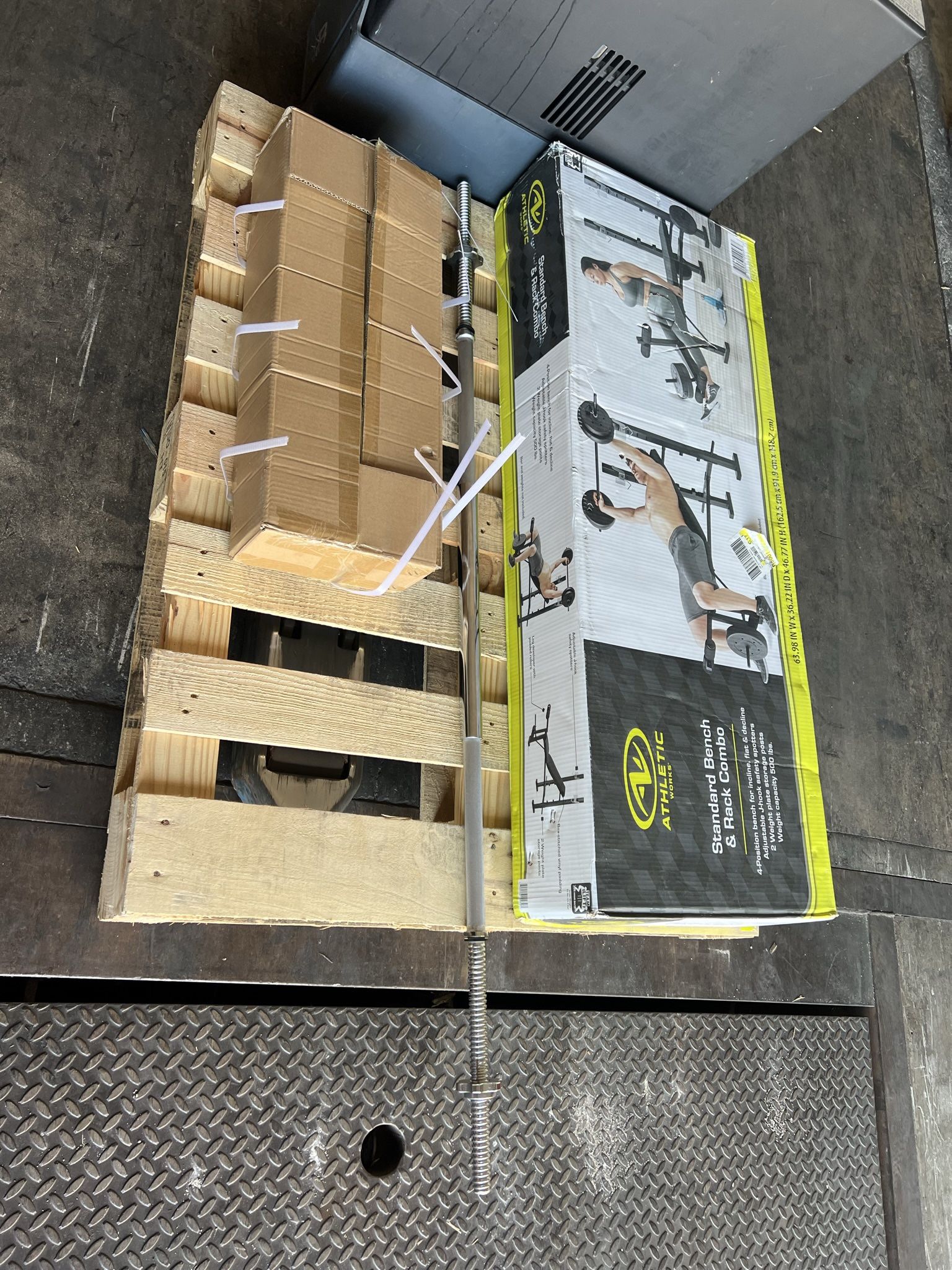 Bench Press With Combo And 5ft Bar With Weights