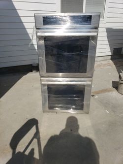 Appliance,Thermal Double Oven, And 50' Tall