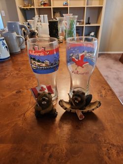 Candida glasses and beavers