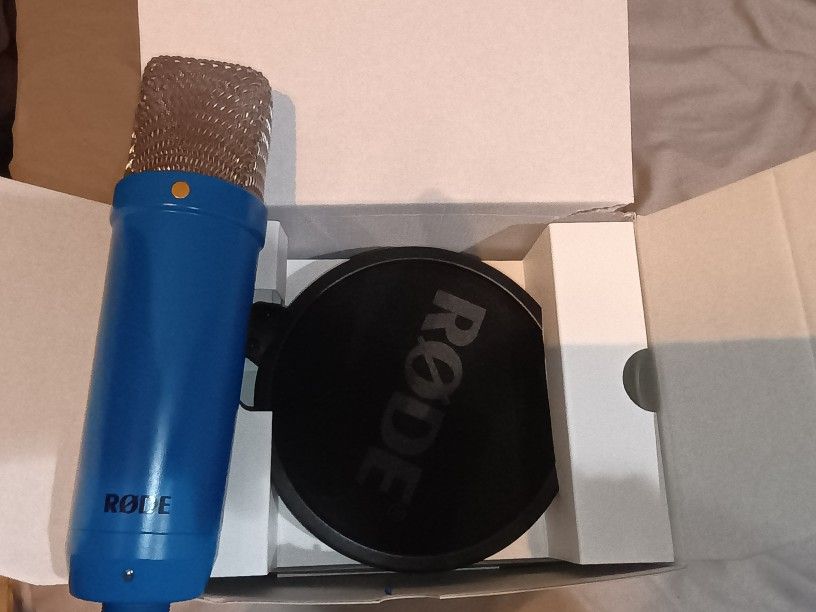 Rode NT1 5th Gen Signature Series Microphone