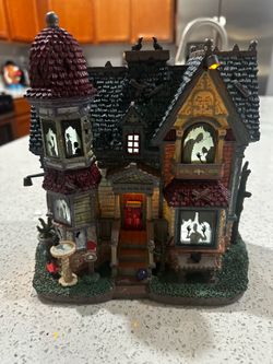 Lemax Spooky Town House of Shadows released in 2023