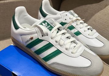 Women’s samba size 7 new