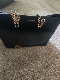 BLACK & GOLD MICHAEL KORS