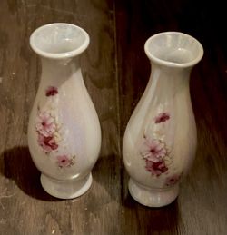 Set Of 2 Vintage Porcelain Bud Vases Iridescent Pearl Lustre Floral