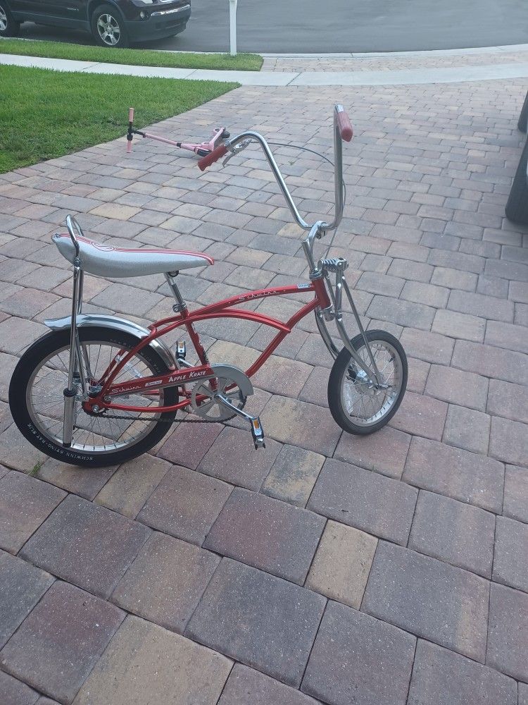 Old School Schwinn Bike (Brand New)