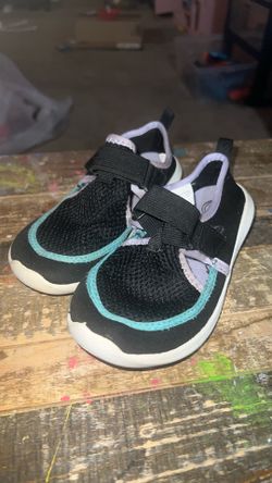 Girls water shoes