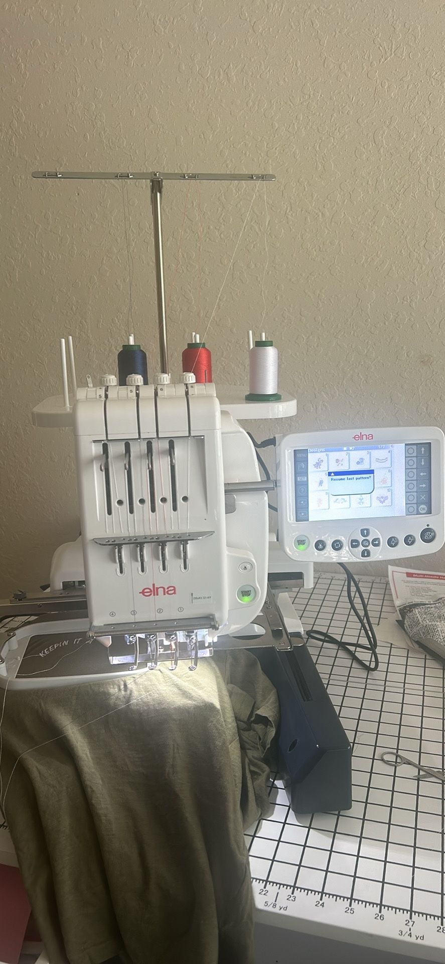 Elna 940 Embroidery Machine