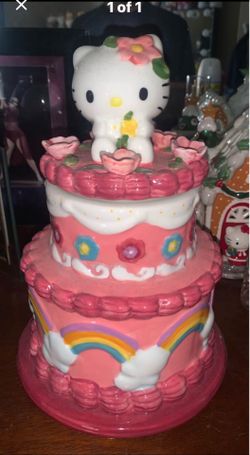 Hello Kitty cake ceramic