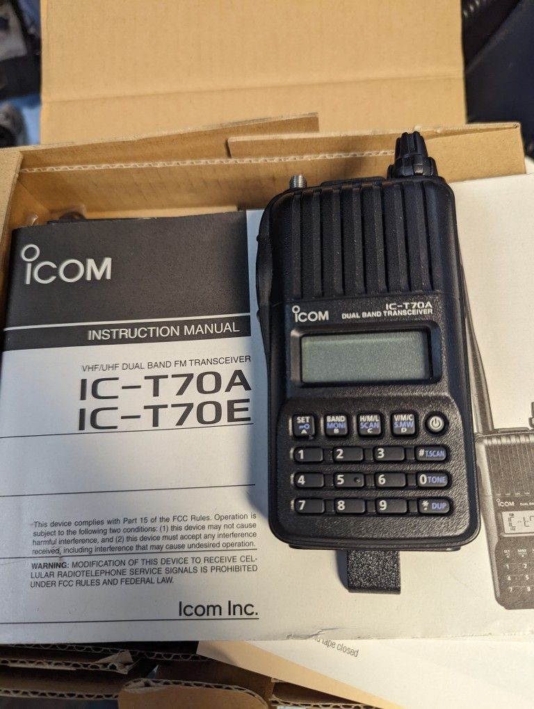 Icom T70A Dual Band Ham amateur Radio