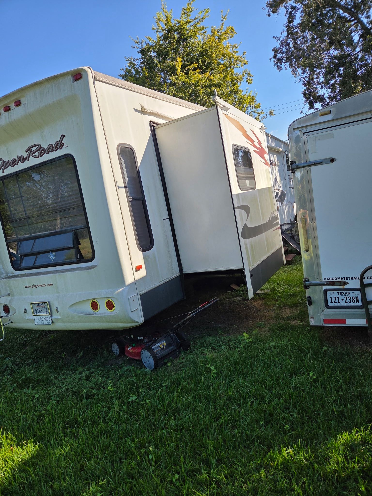 Camper