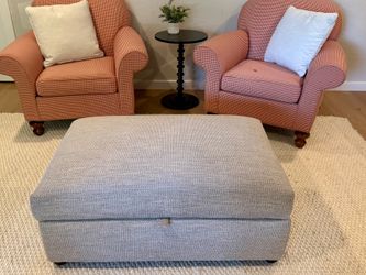 HomeZone Ottoman