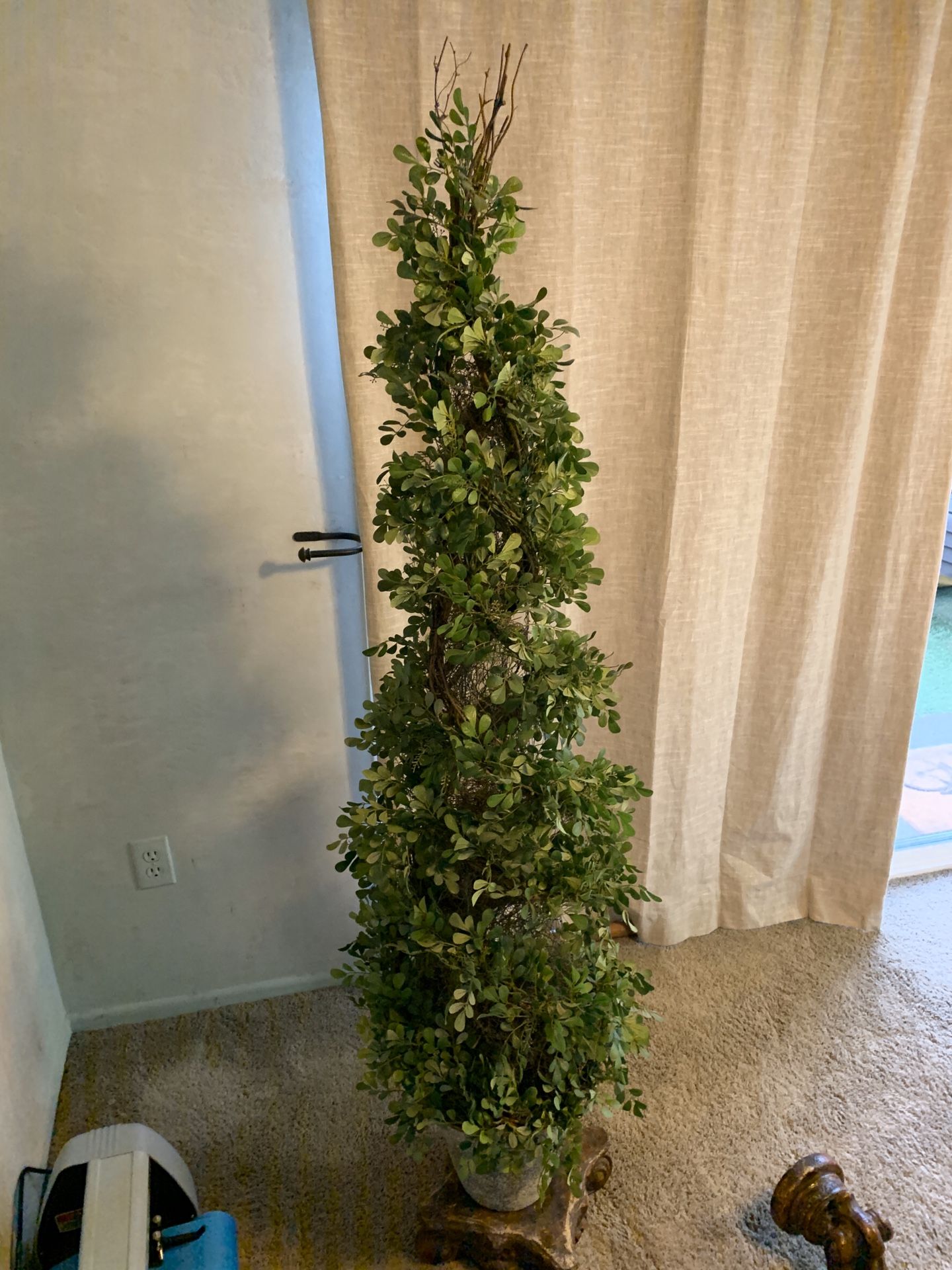 Indoor house tree shrub potted plant (not real)