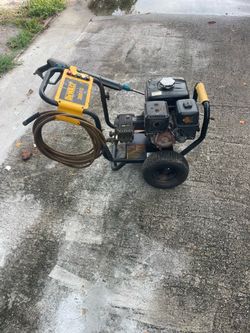 Pressure washer pressure cleaner Dewalt 3800 psi /2.5 gpm works perfect for your business