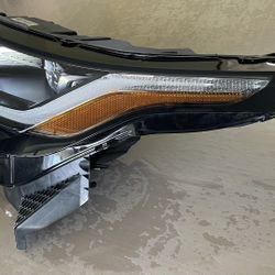 2020 Land Rover LH Driver Side Headlight - OEM