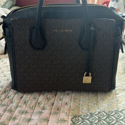 MICHAEL KORS